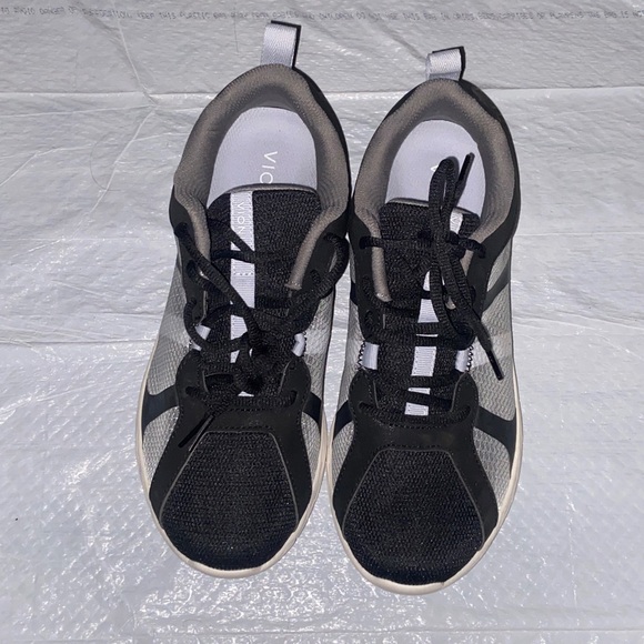 Vionic Brisk Radiant Black and Gray Size 8.5 - Picture 5 of 13